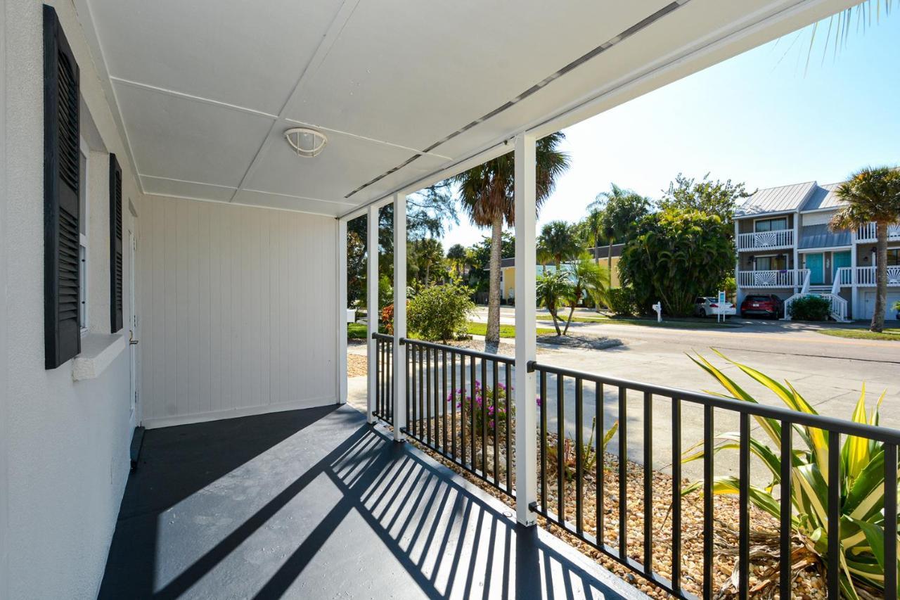 Canal 313 - Right In Siesta Key Village! 外观 照片